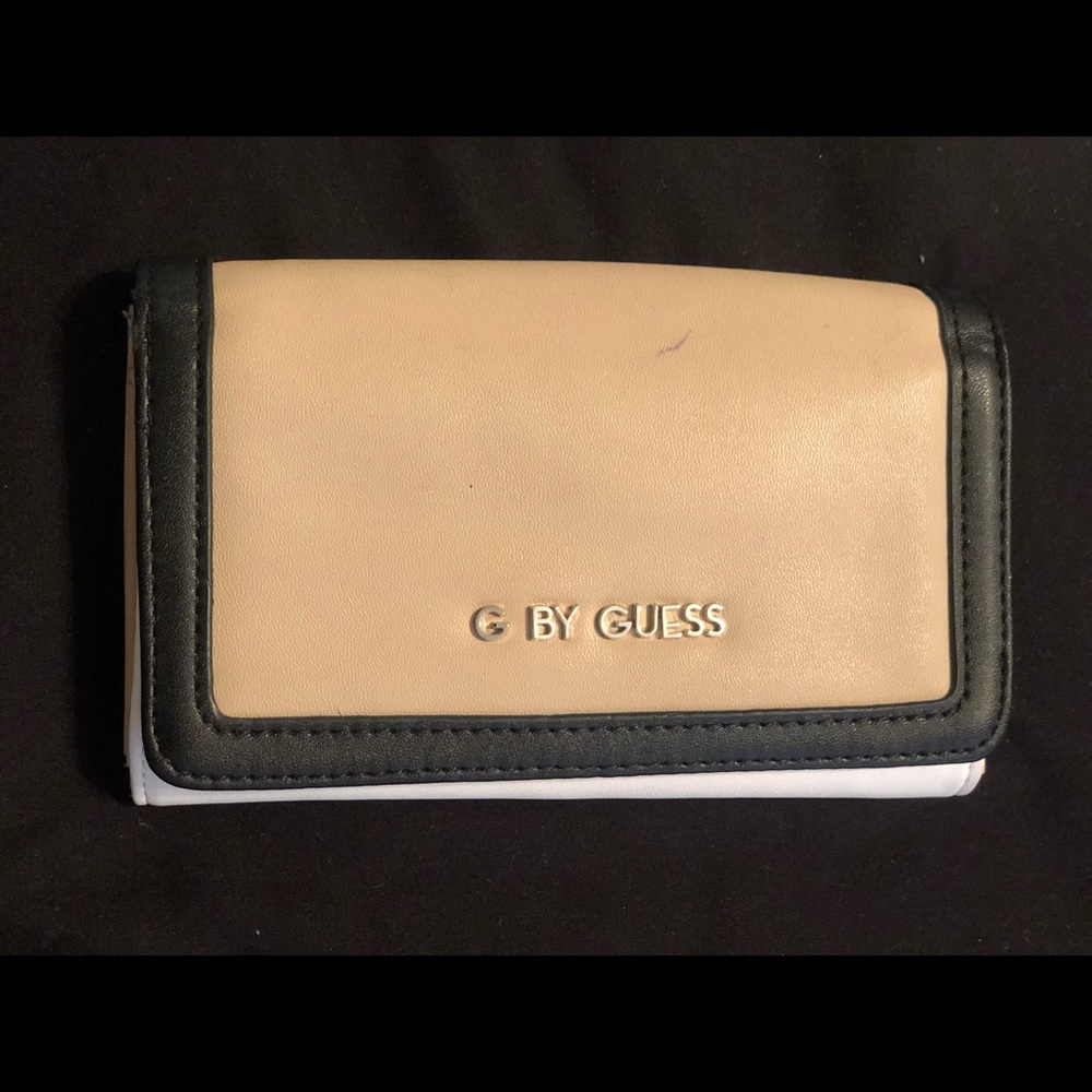Guess wallet